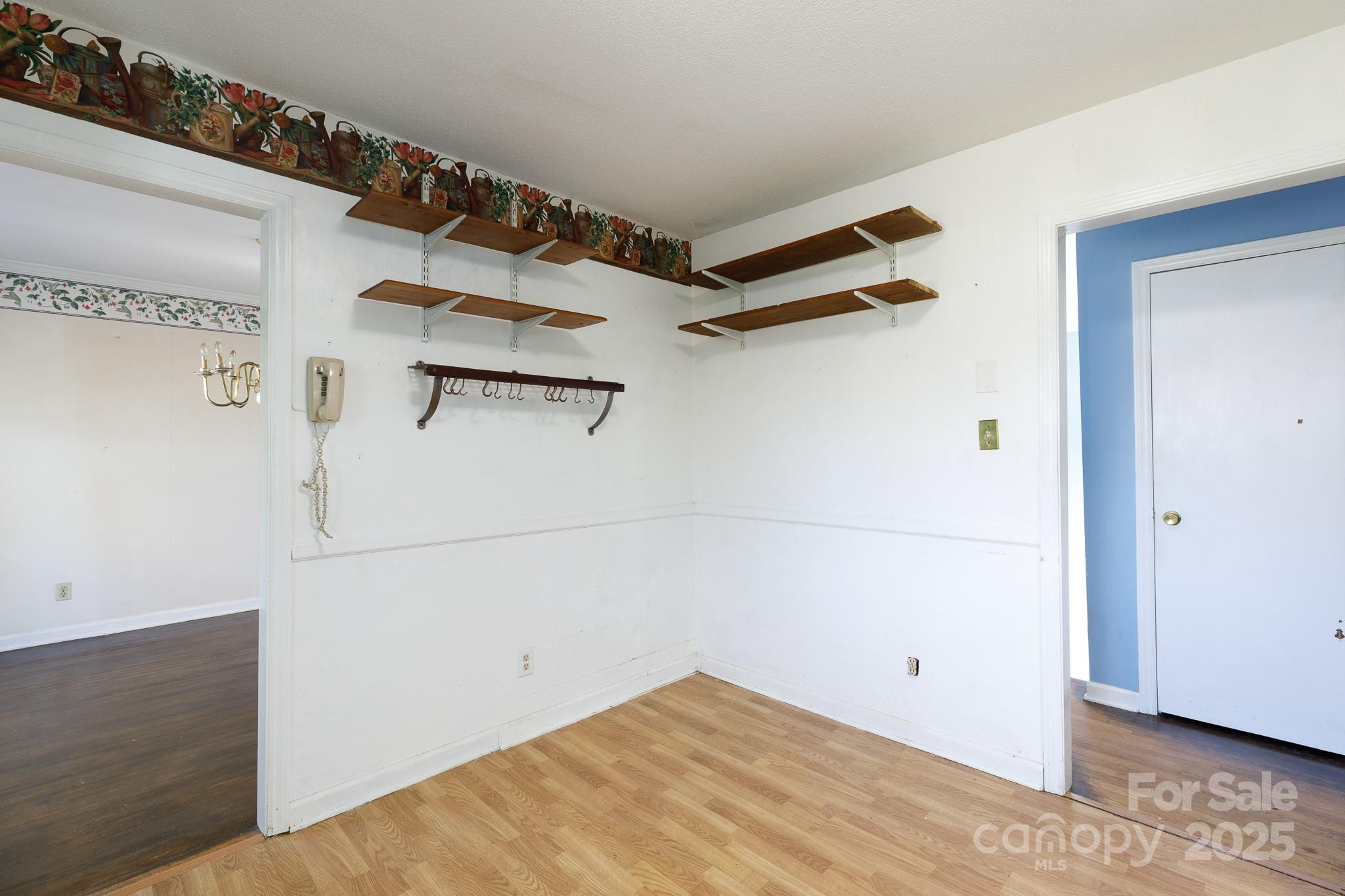 Country Club Estates - Residential