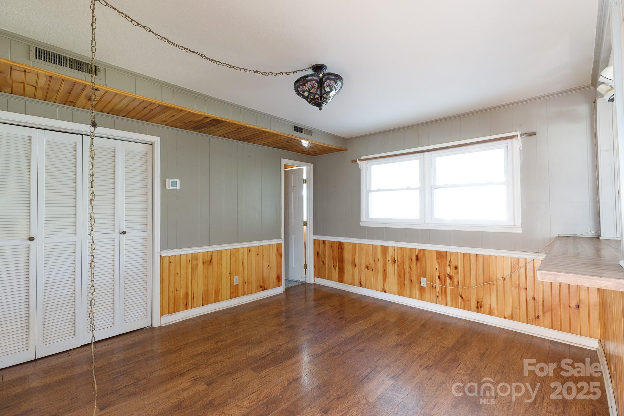 Country Club Estates - Residential