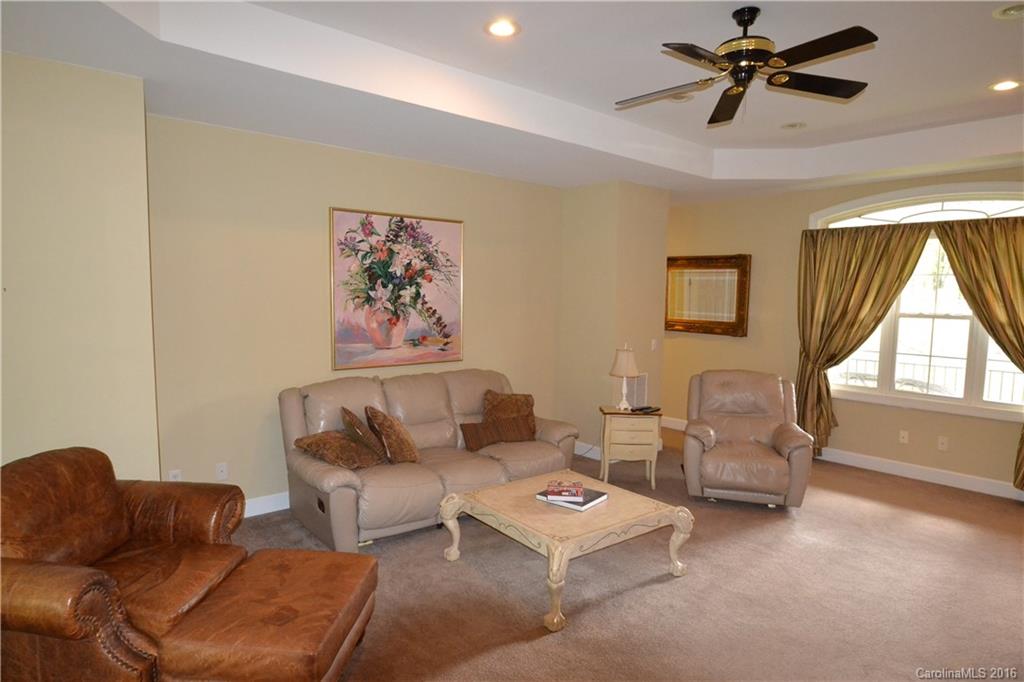 Black Horse Run - Residential