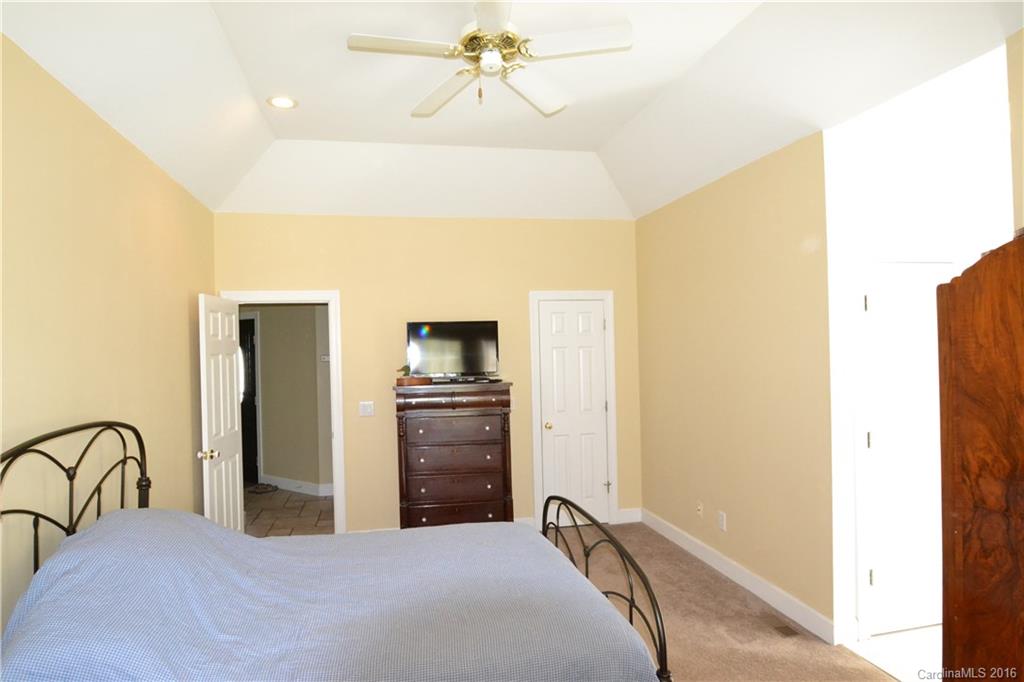 Black Horse Run - Residential