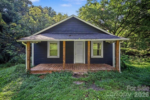 Photo of 3069 Chinook Trail, Lincolnton, NC 28092 (MLS # 4415385)