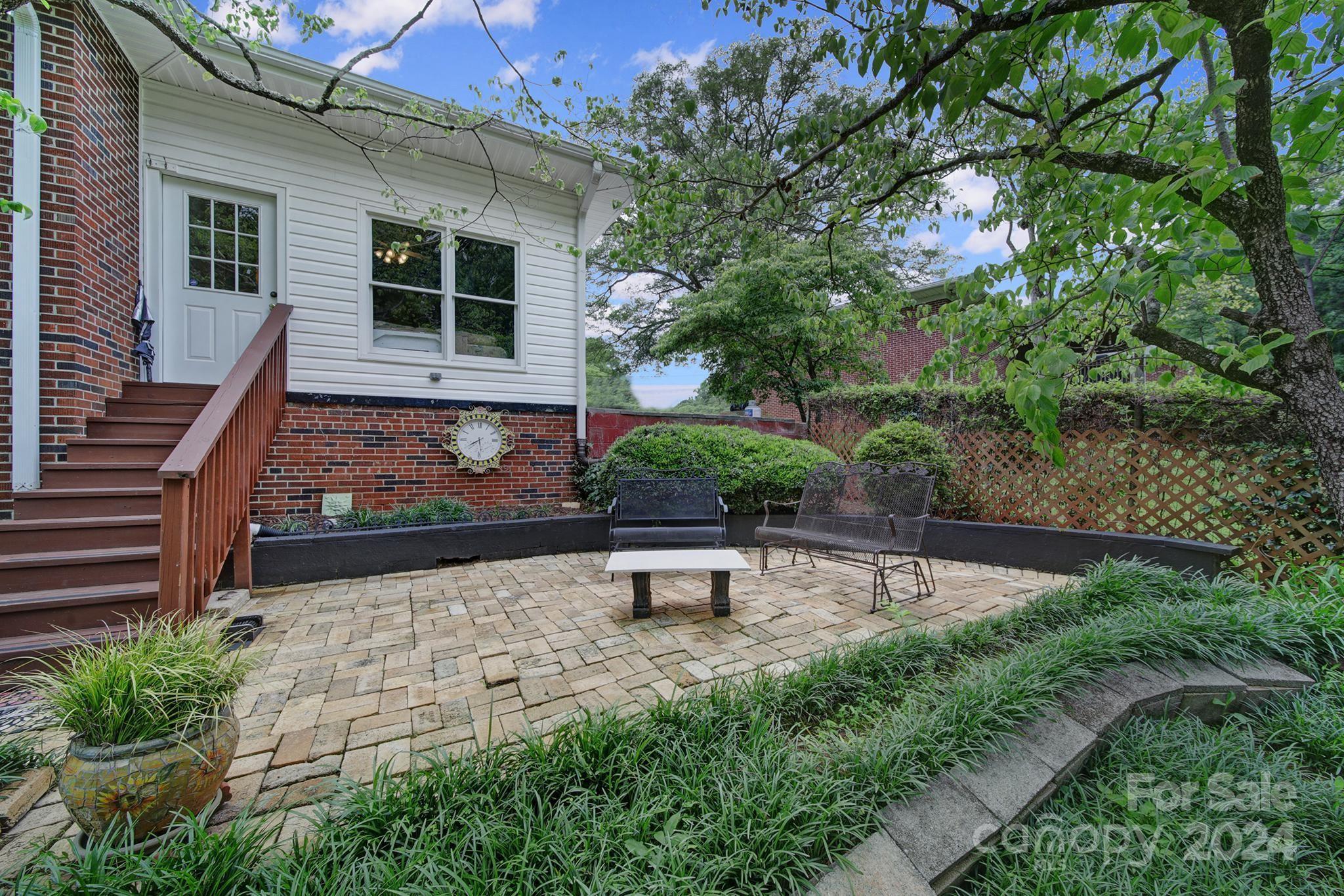 Colonial Heights - Residential