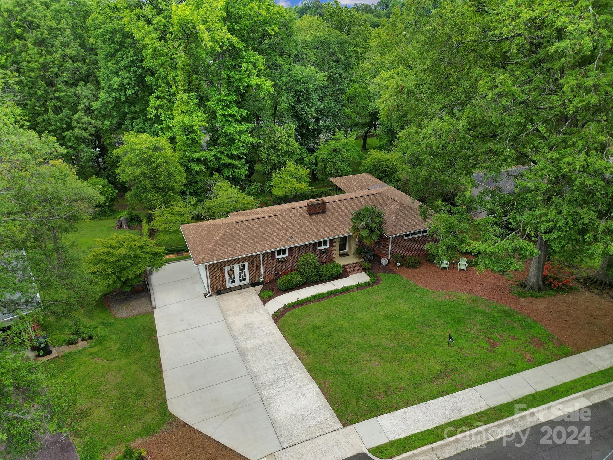 Colonial Heights - Residential