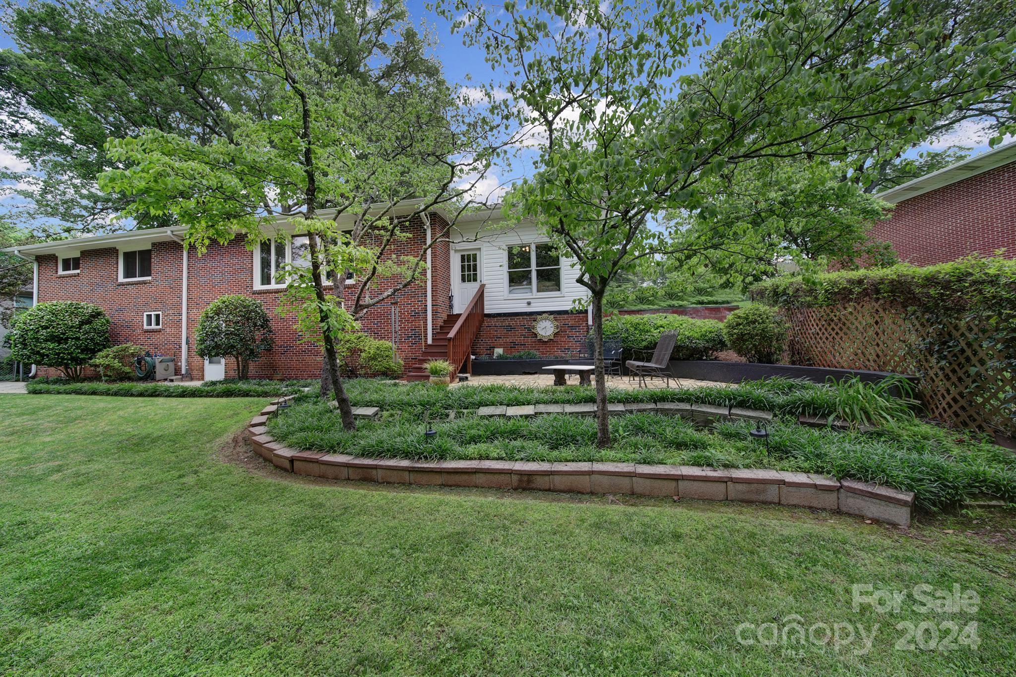 Colonial Heights - Residential