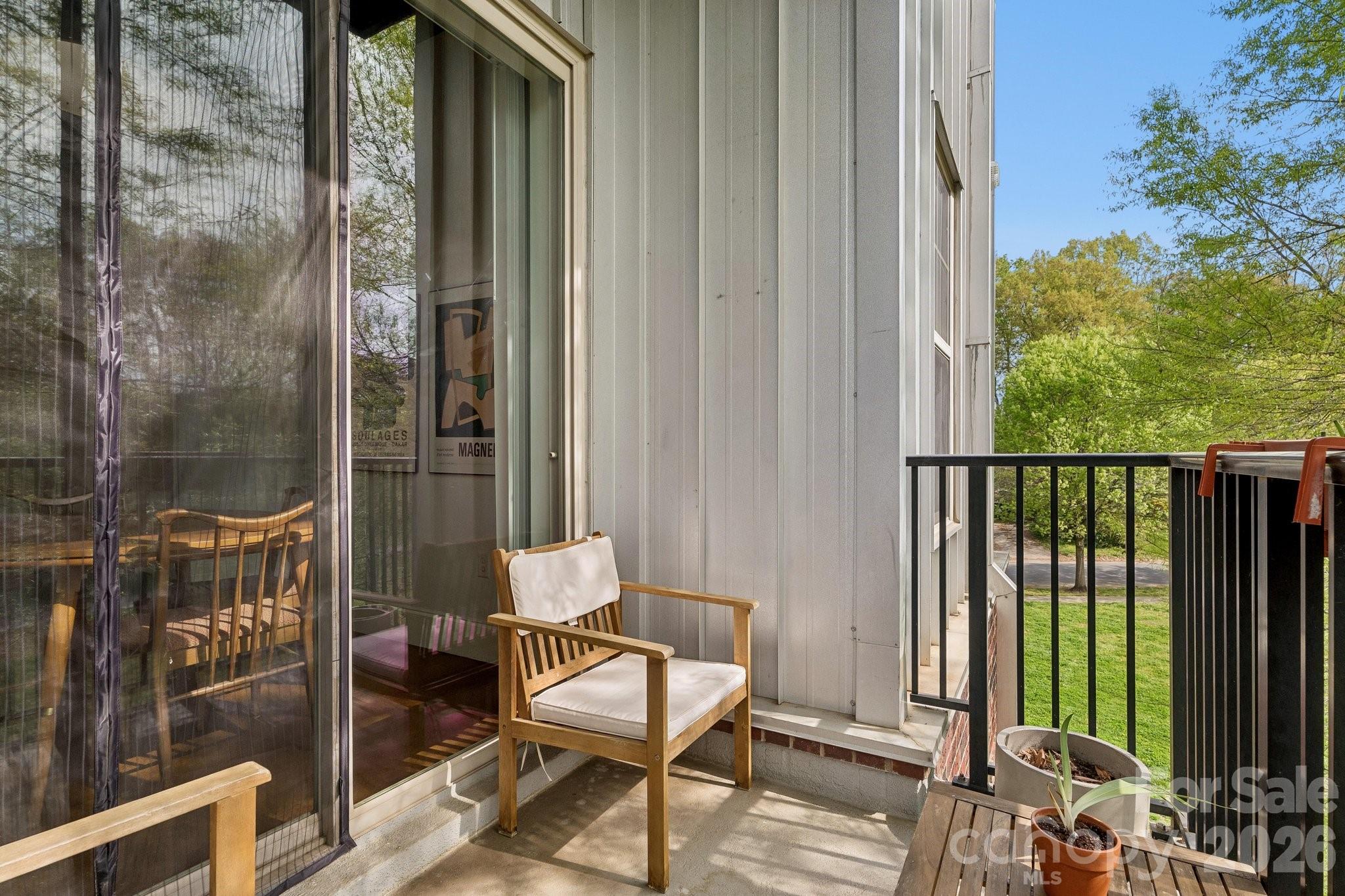 28th Row - Residential