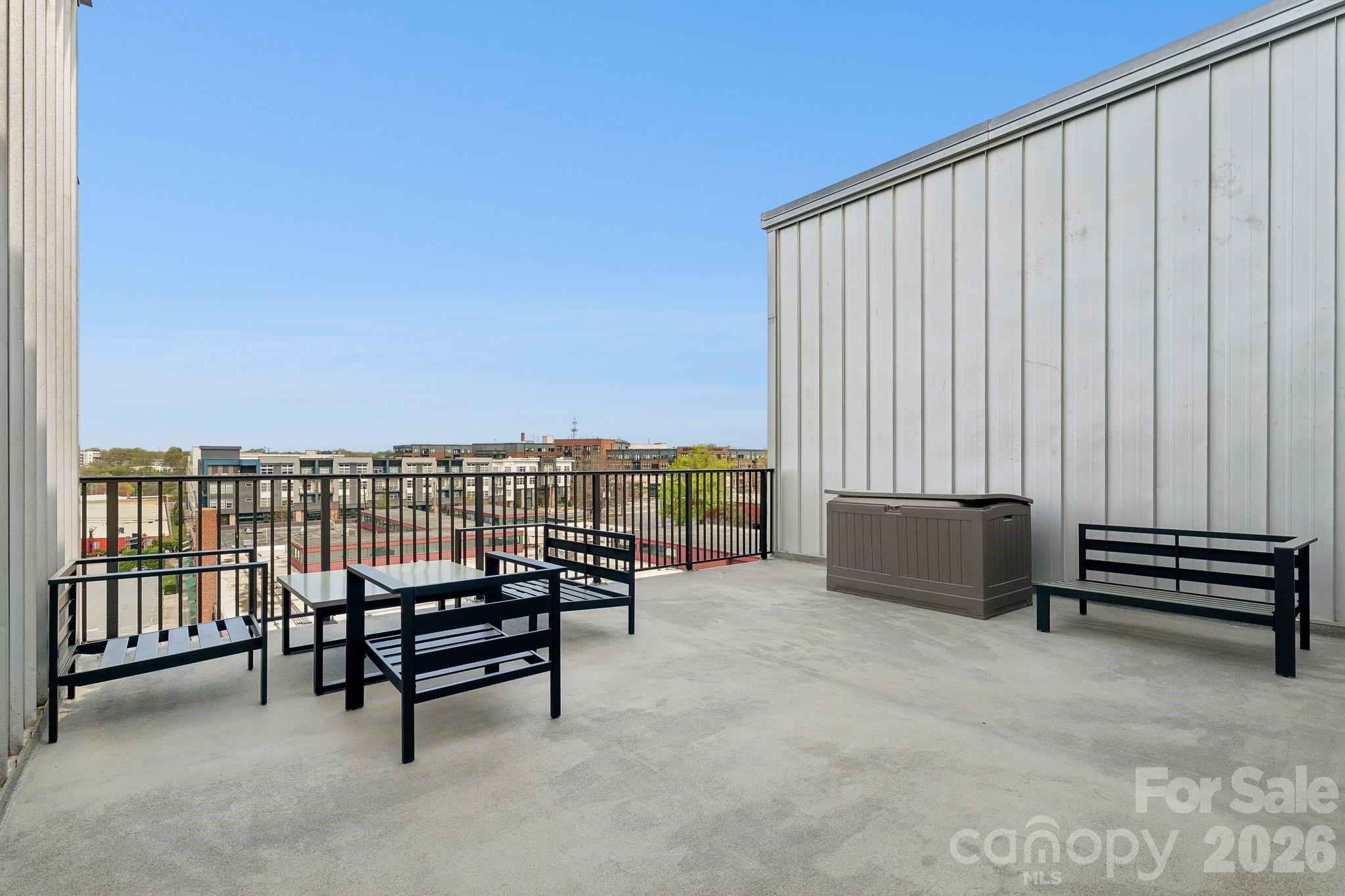 28th Row - Residential