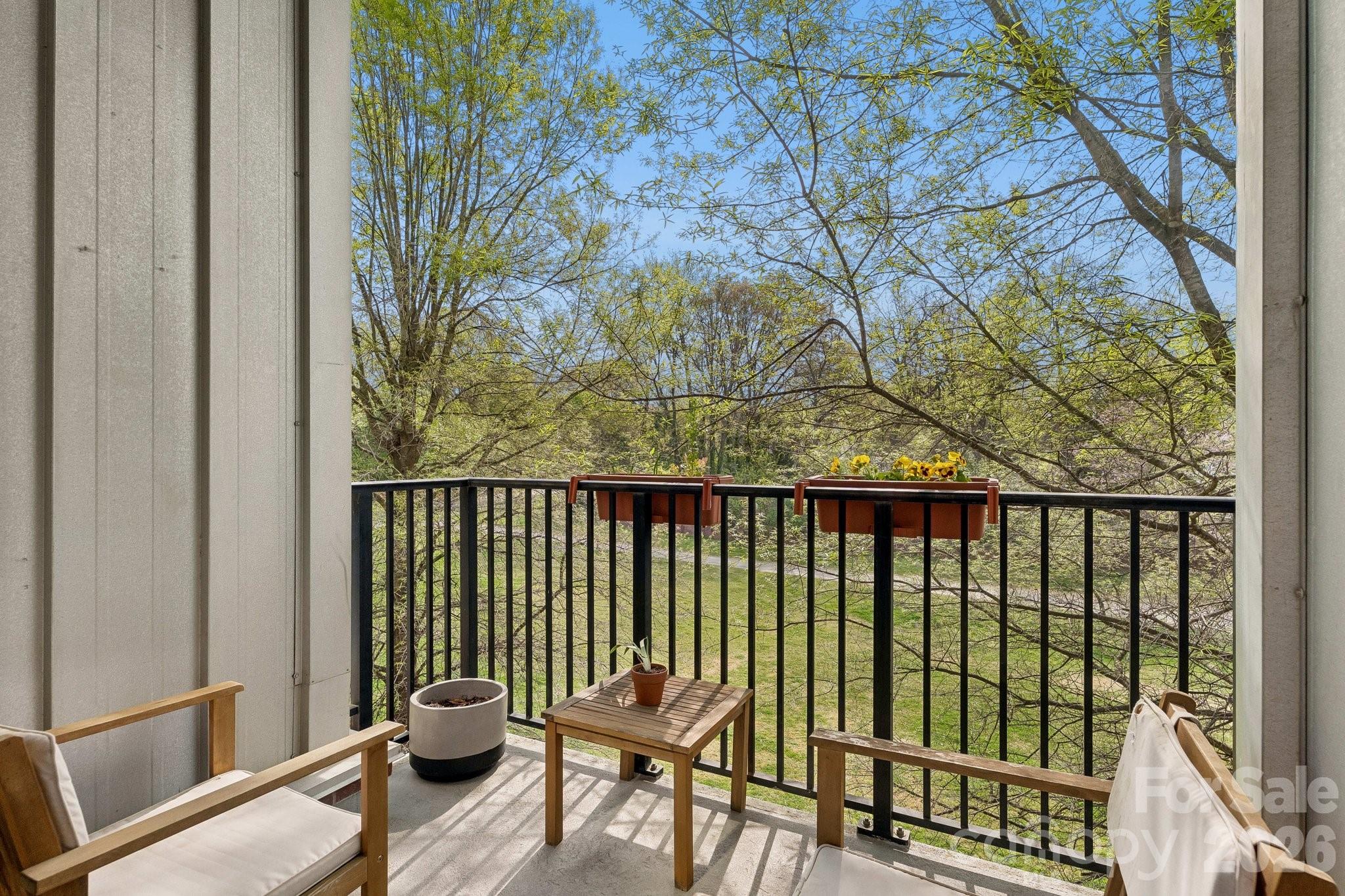 28th Row - Residential