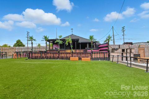 6711 Freedom Drive Charlotte NC 28214