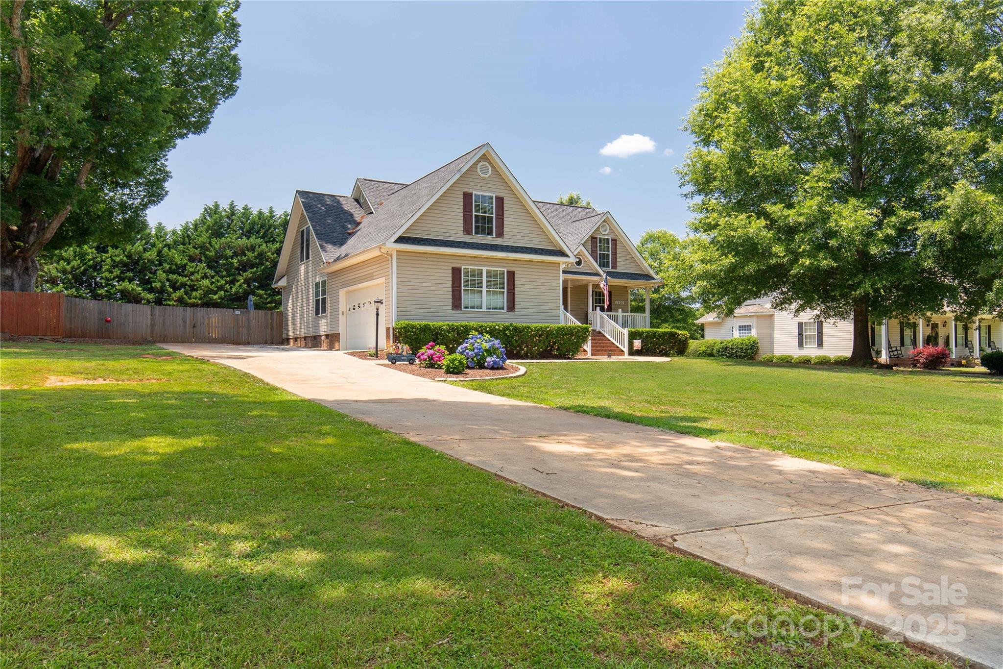 1530 Danlee Drive