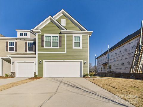 Photo of 761 NW Kitfox Drive, Concord, NC 28027 (MLS # 4328294)