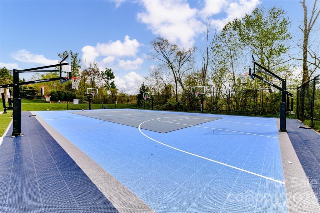 Moss Creek Village - Residential