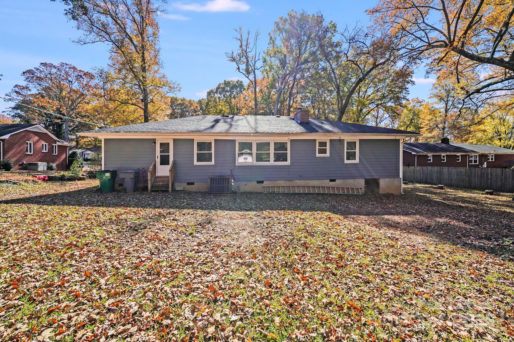 Royal Oaks - Residential Lease