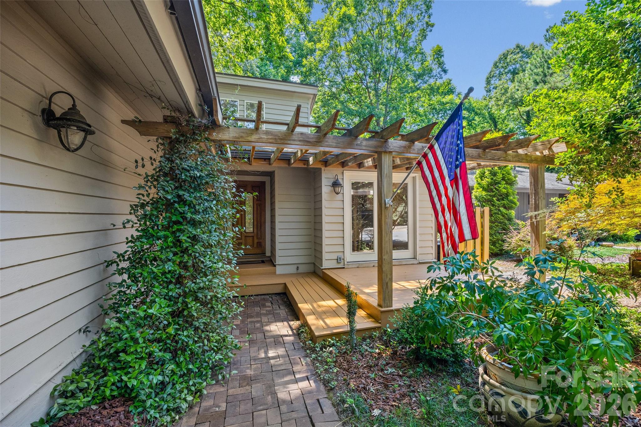 2 Five Oaks Lane 2