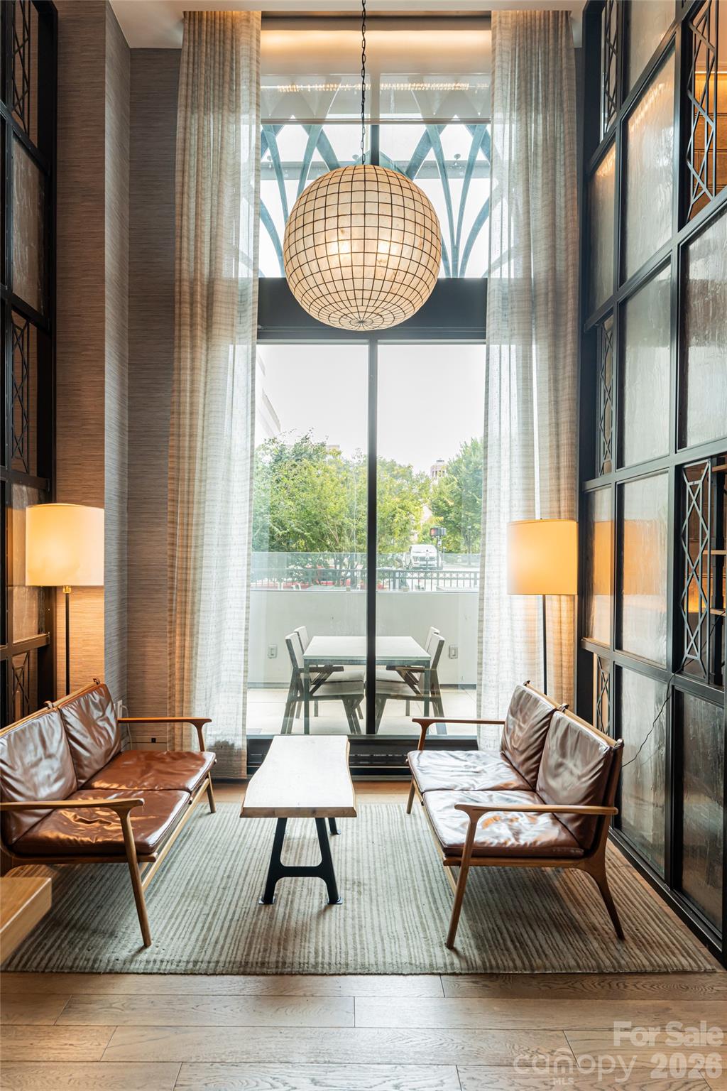 Asheville Arras Residence - Residential