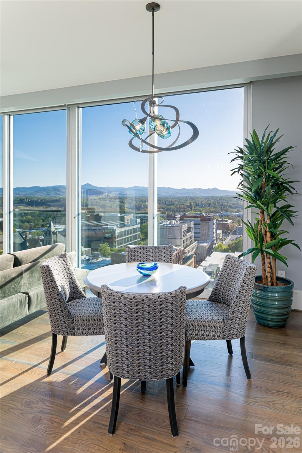 Asheville Arras Residence - Residential