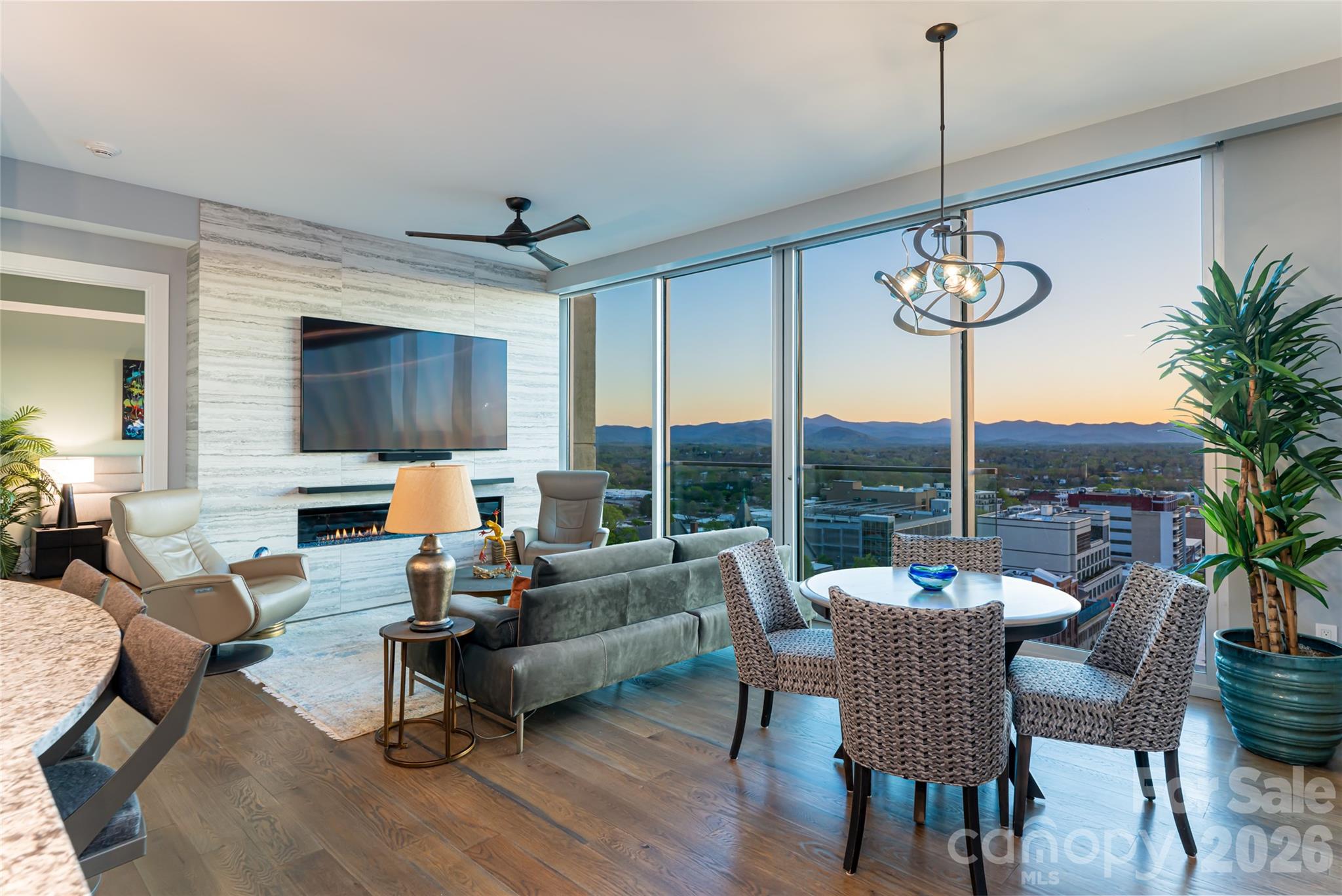 Asheville Arras Residence - Residential