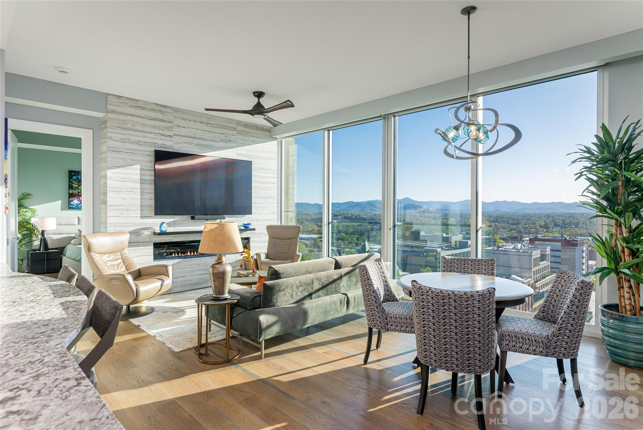 Asheville Arras Residence - Residential