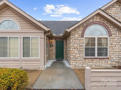 76 Mountain Meadow Circle Weaverville NC 28787