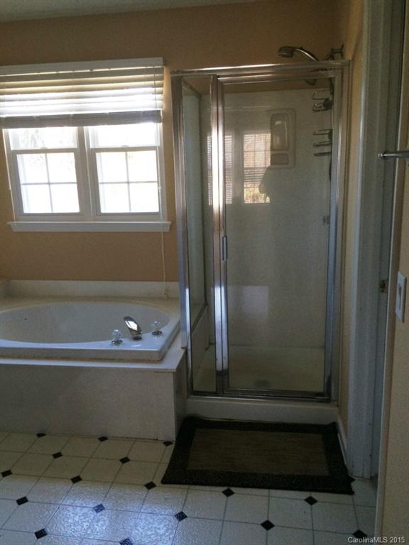 Highland Creek - Residential Lease