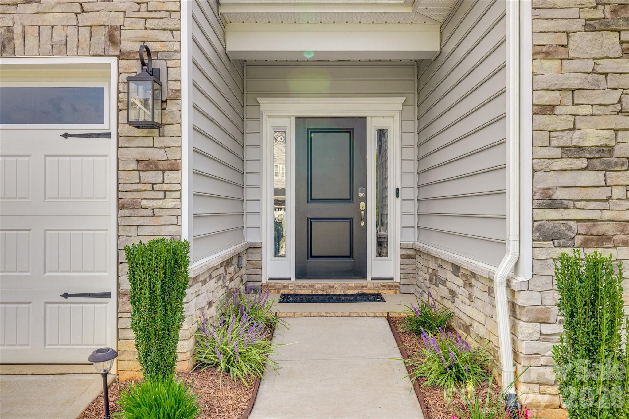 466 Hickory View Drive