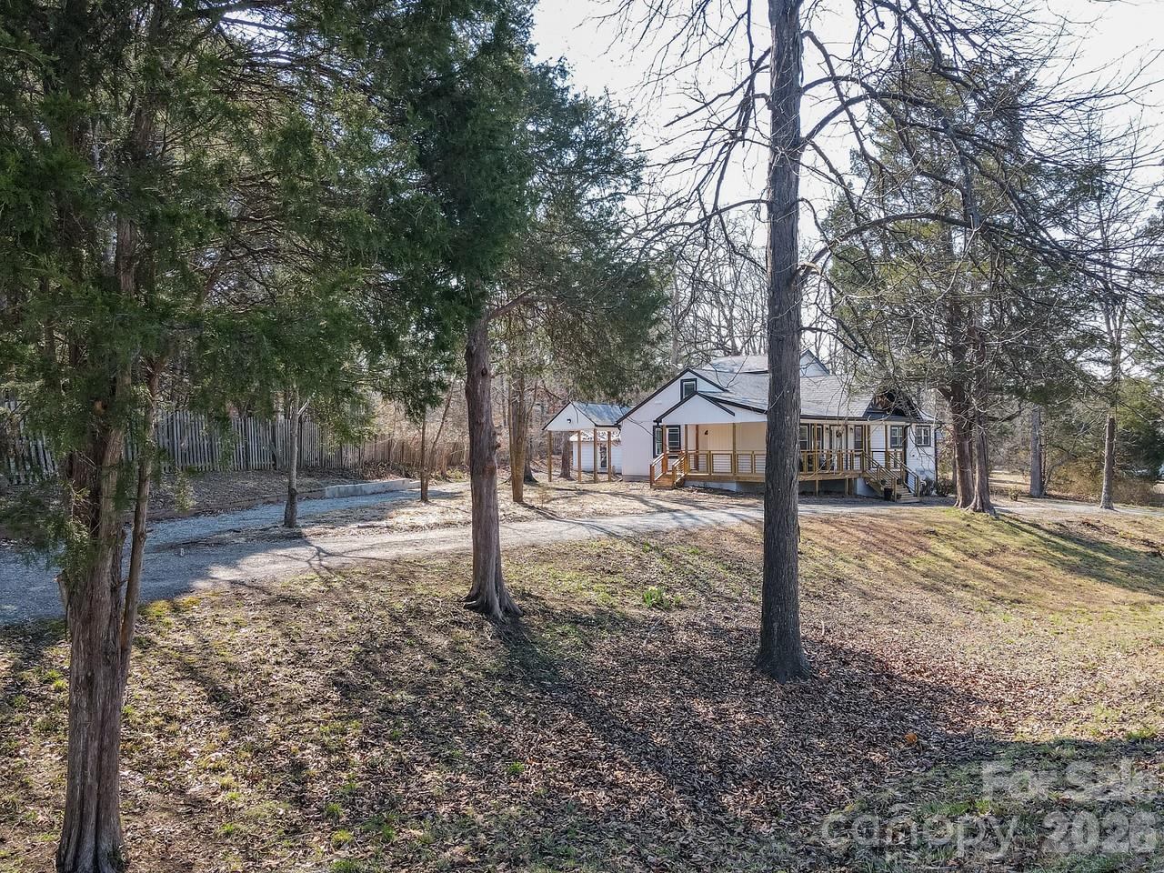 1916 New Garden Road