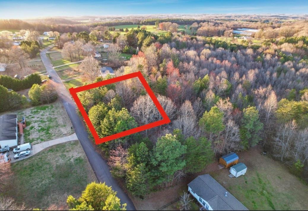 Victorias Landmark - Land