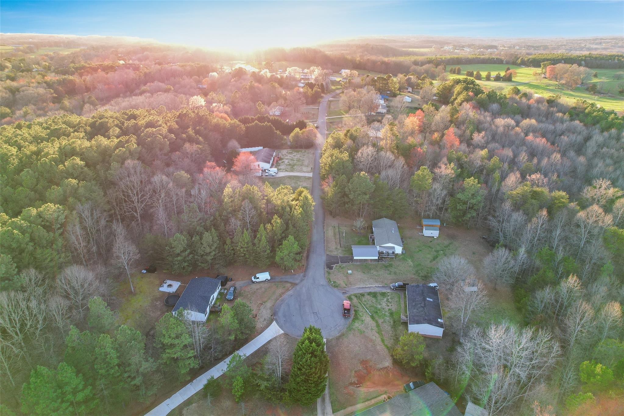 Victorias Landmark - Land