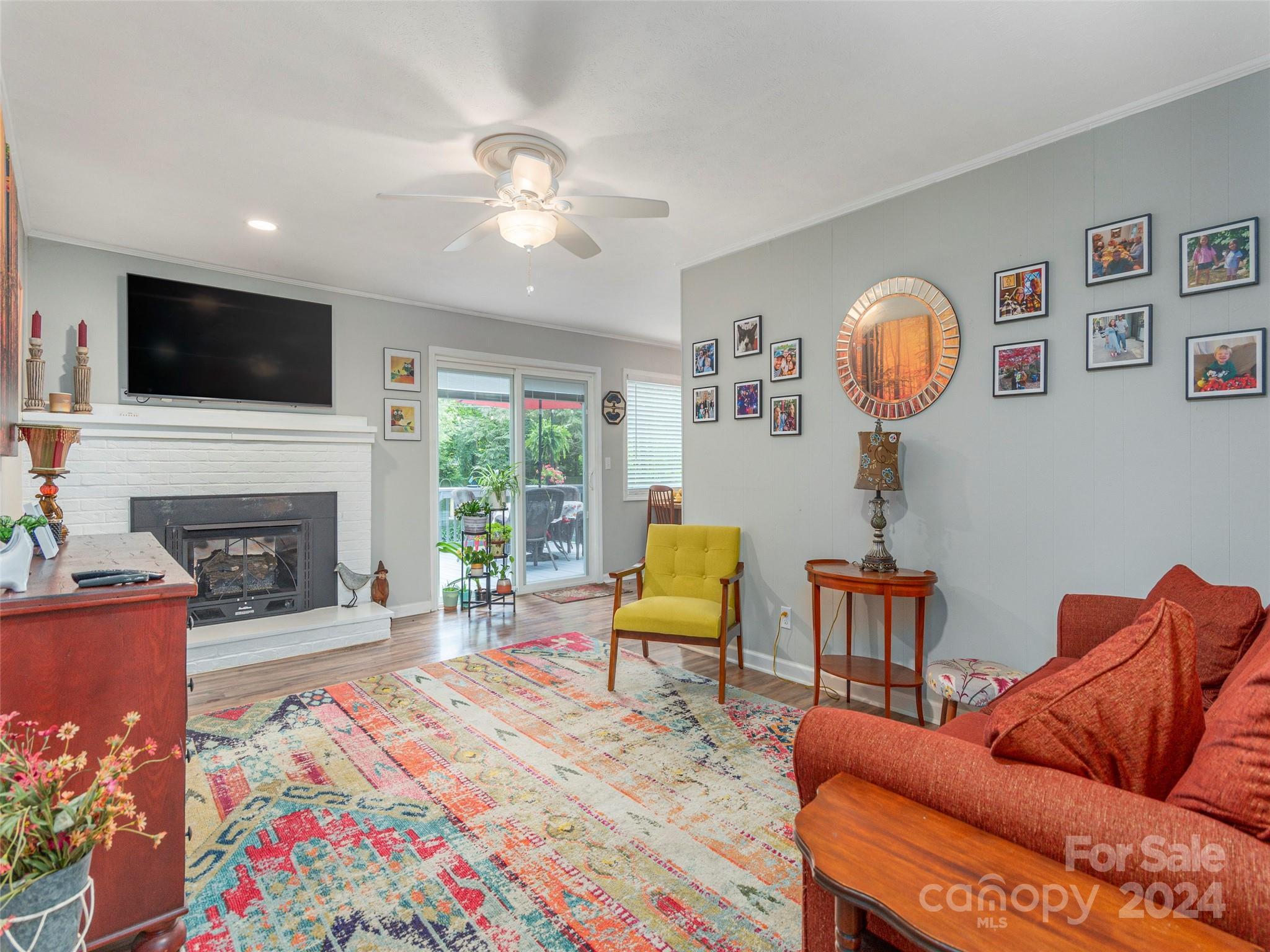 Brookland Manor - Residential