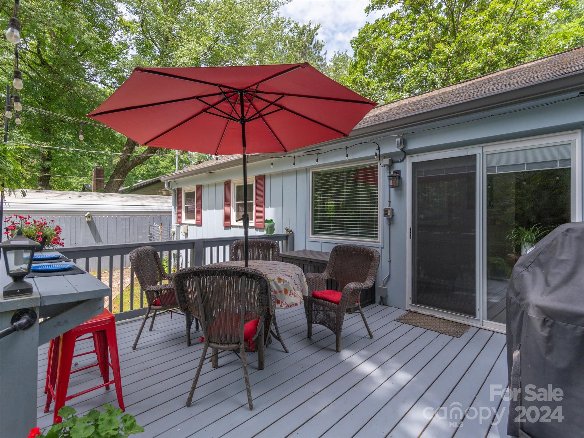 Brookland Manor - Residential