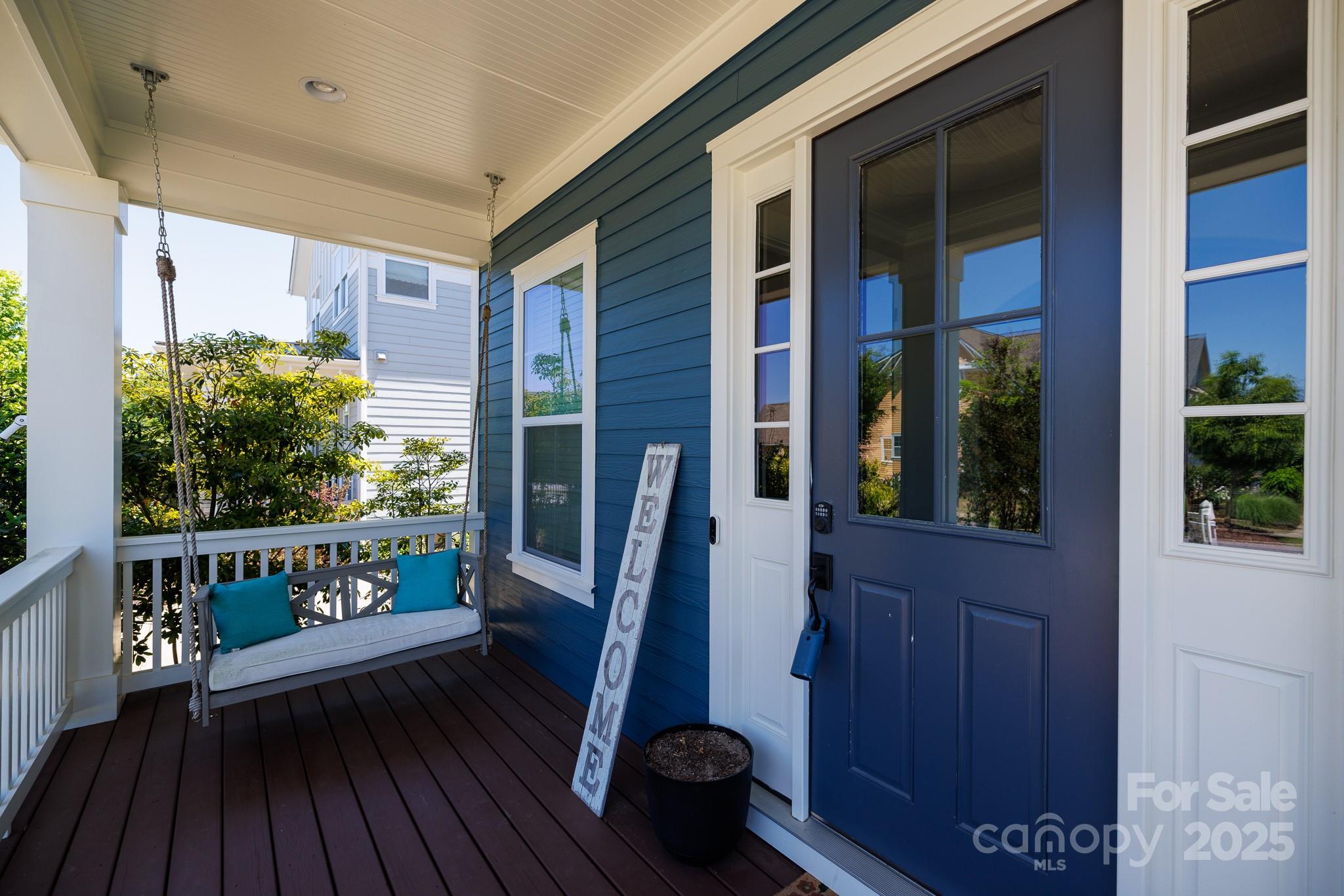 827 Bluff Loop Road