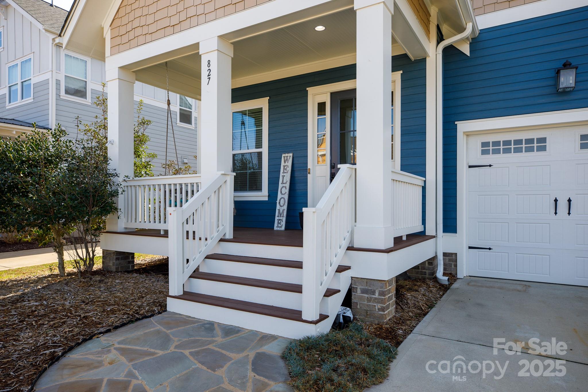 827 Bluff Loop Road