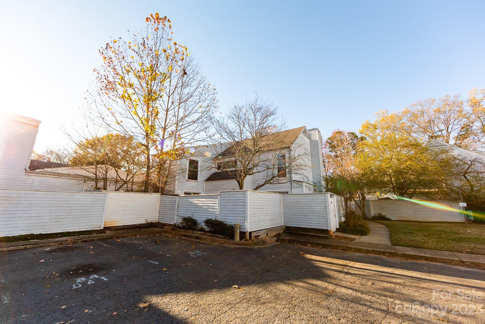 Stonington - Residential