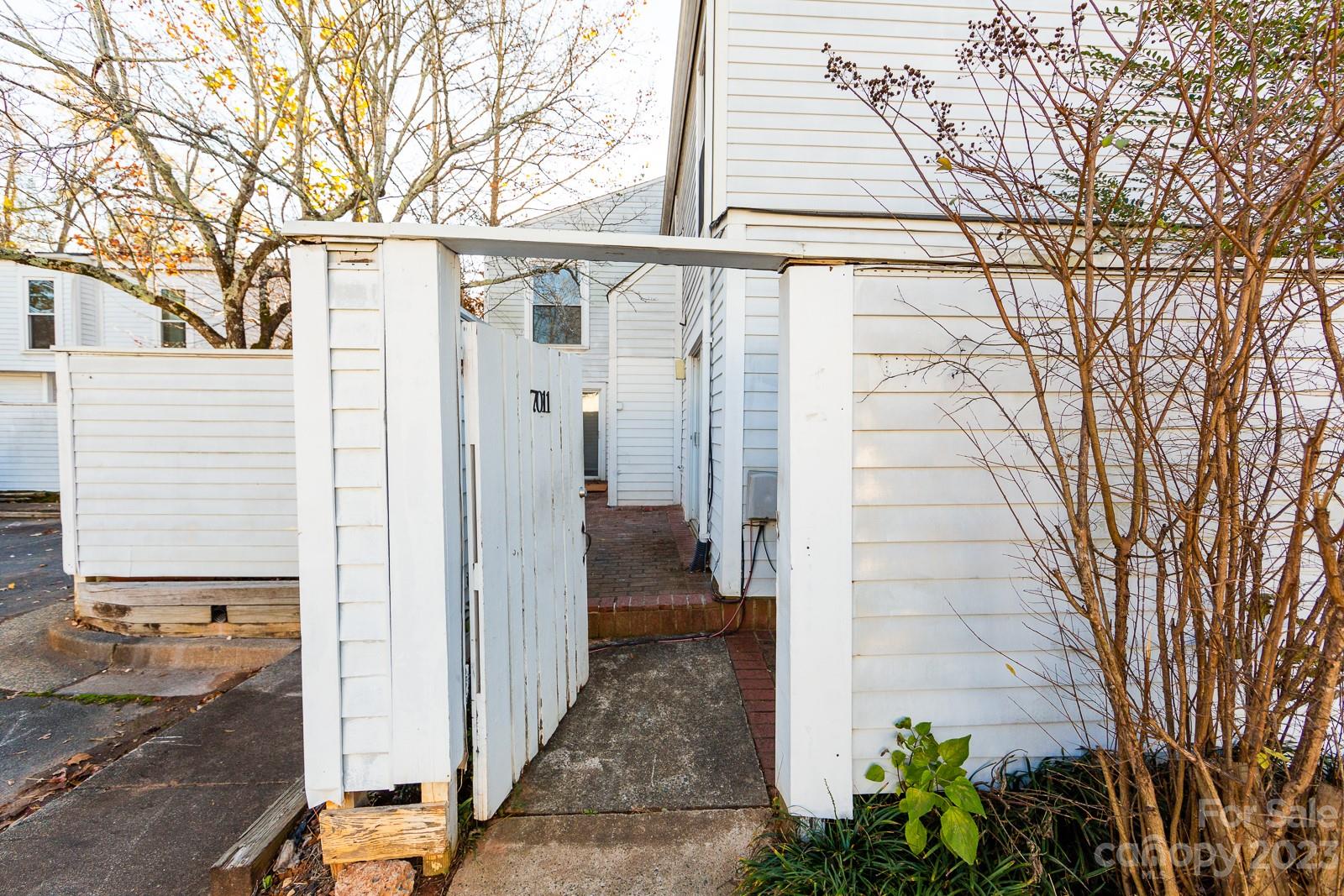 Stonington - Residential