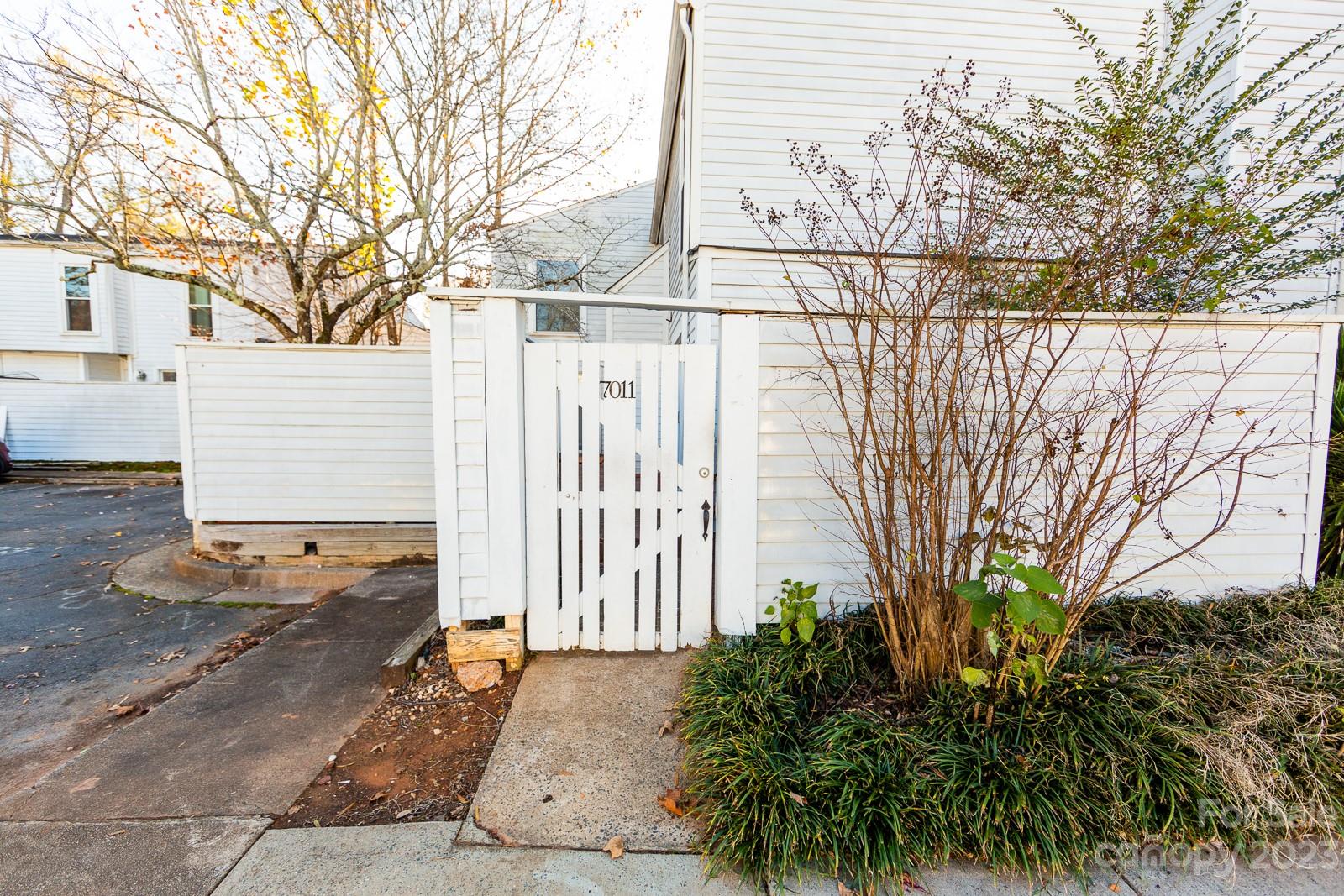 Stonington - Residential