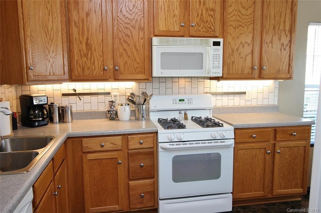 Autumn Cove At Lake Wylie - Residential