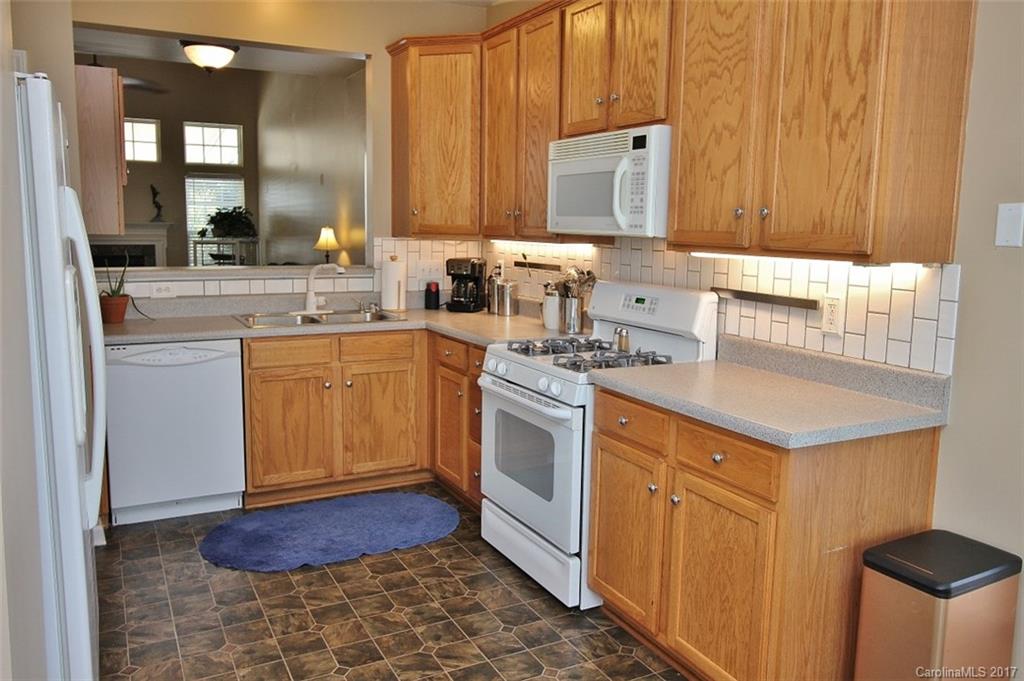 Autumn Cove At Lake Wylie - Residential