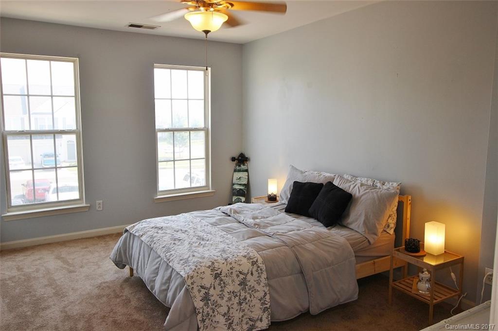 Autumn Cove At Lake Wylie - Residential