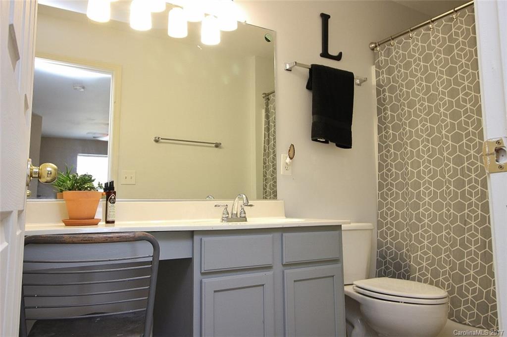 Autumn Cove At Lake Wylie - Residential