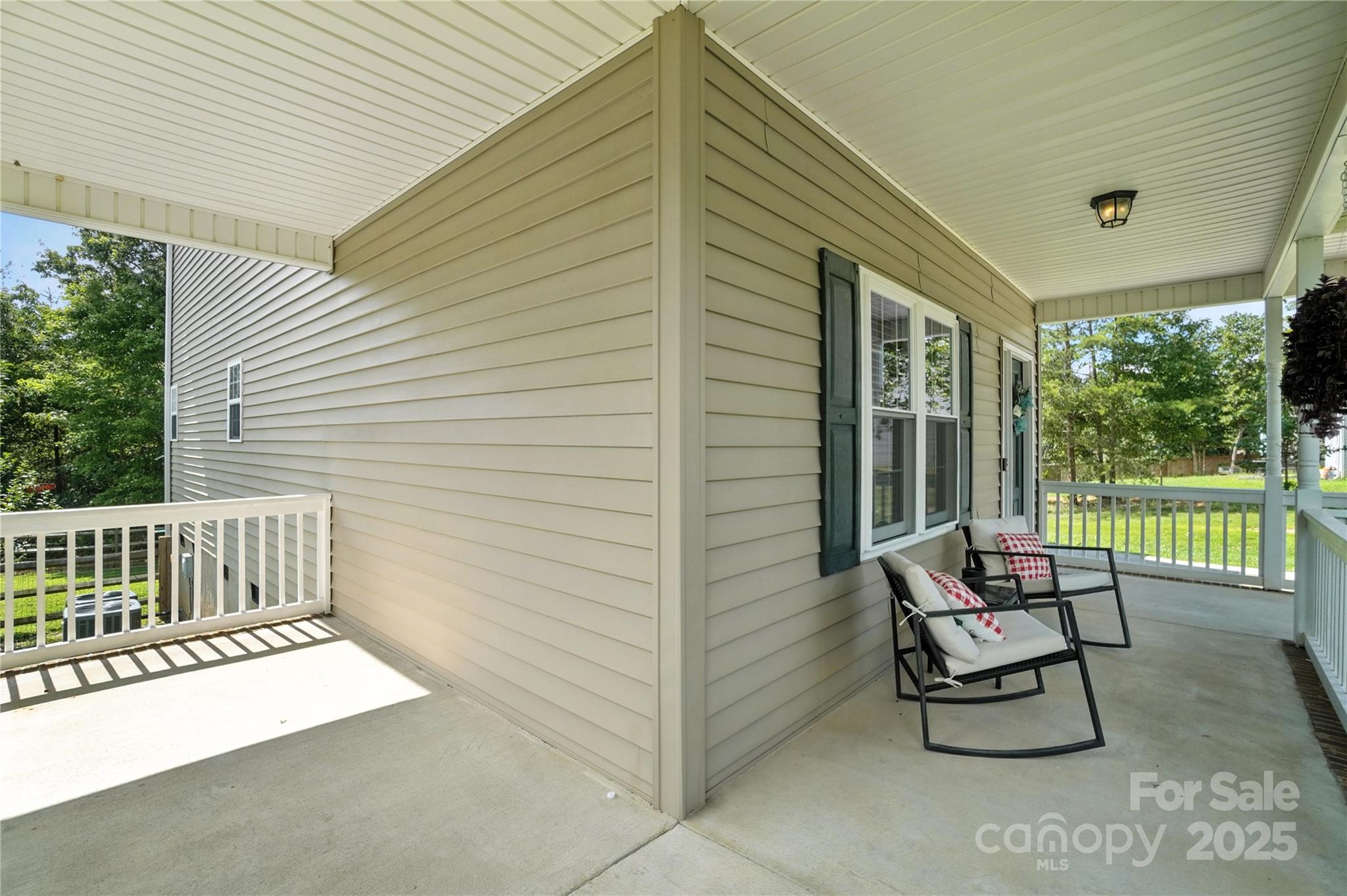 2105 Pinnacle View Drive