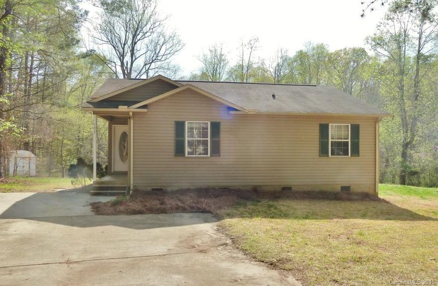Cute 3 bedroom, 2 bath home in Iredell County school district. New carpet and fresh paint. Great for first time home buyer or investor. Nice large lot in cul-de-sac with room to add a garage or additional living space.