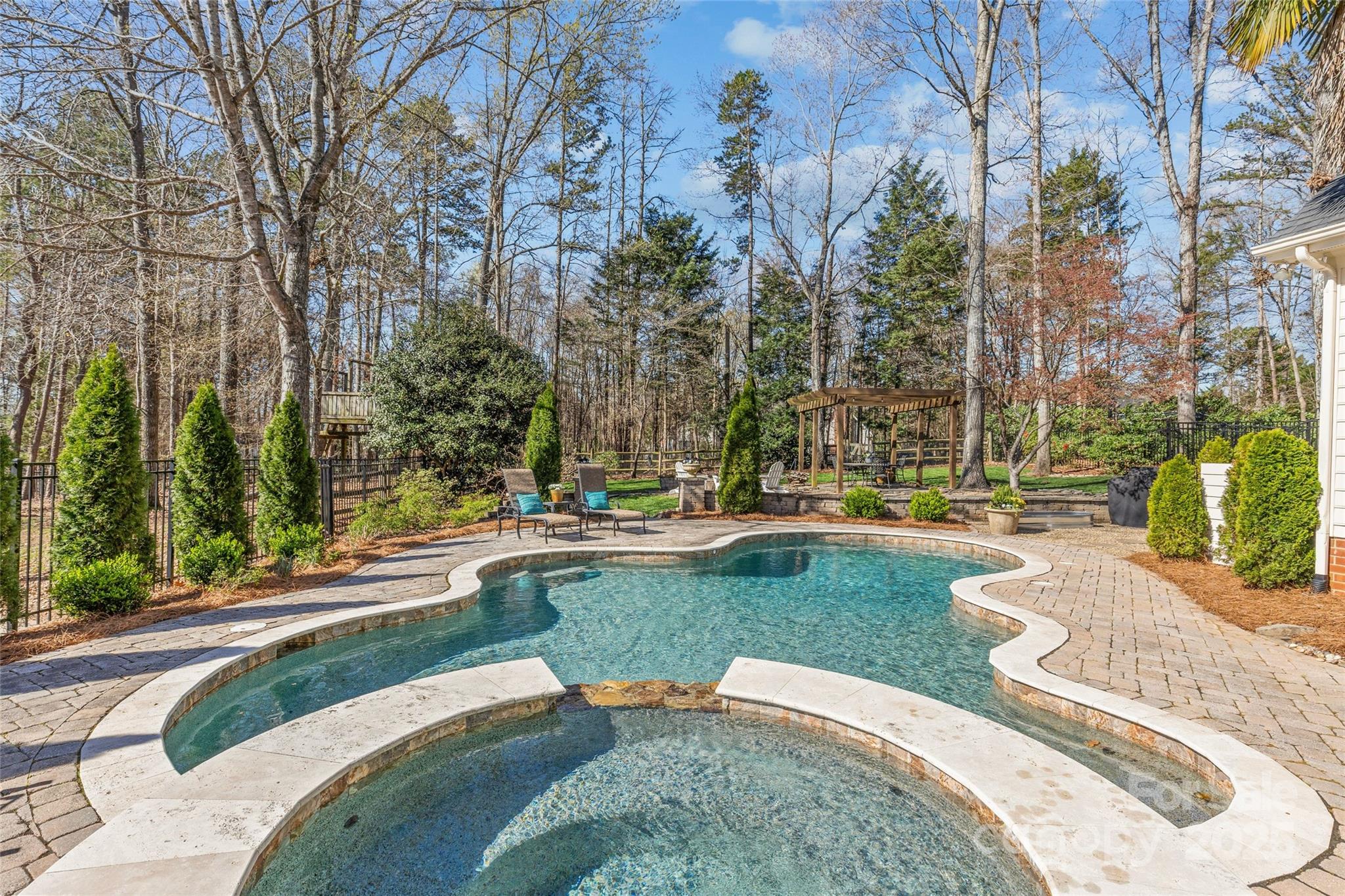 McAlpine Forest - Residential