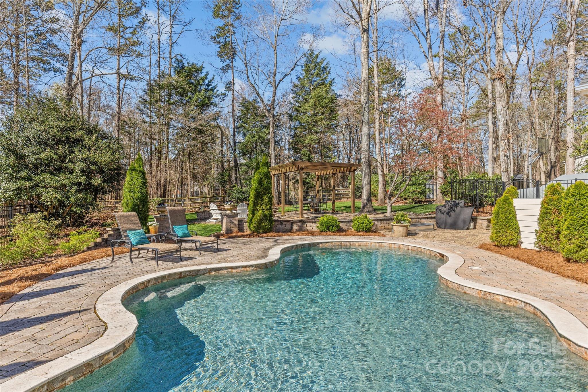 McAlpine Forest - Residential