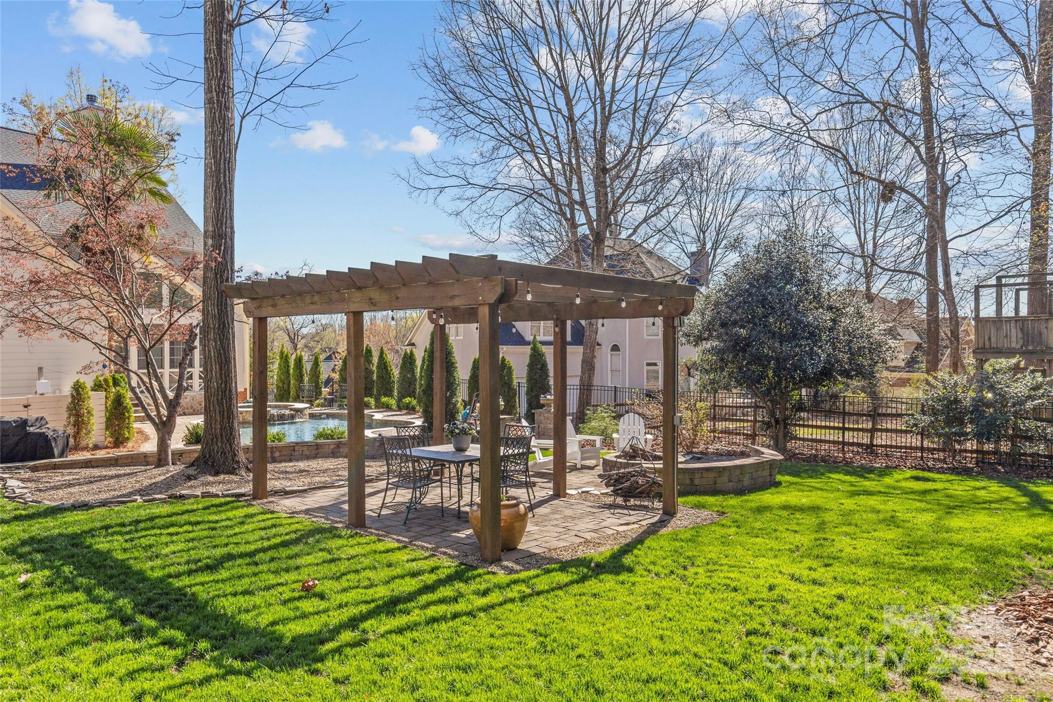 McAlpine Forest - Residential