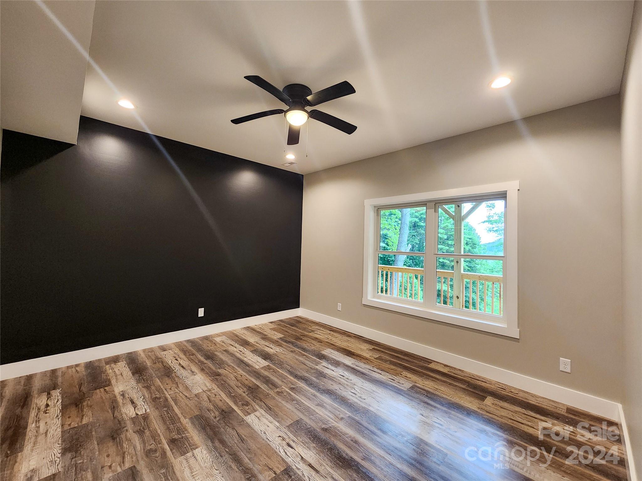 Riverside Hills - Residential