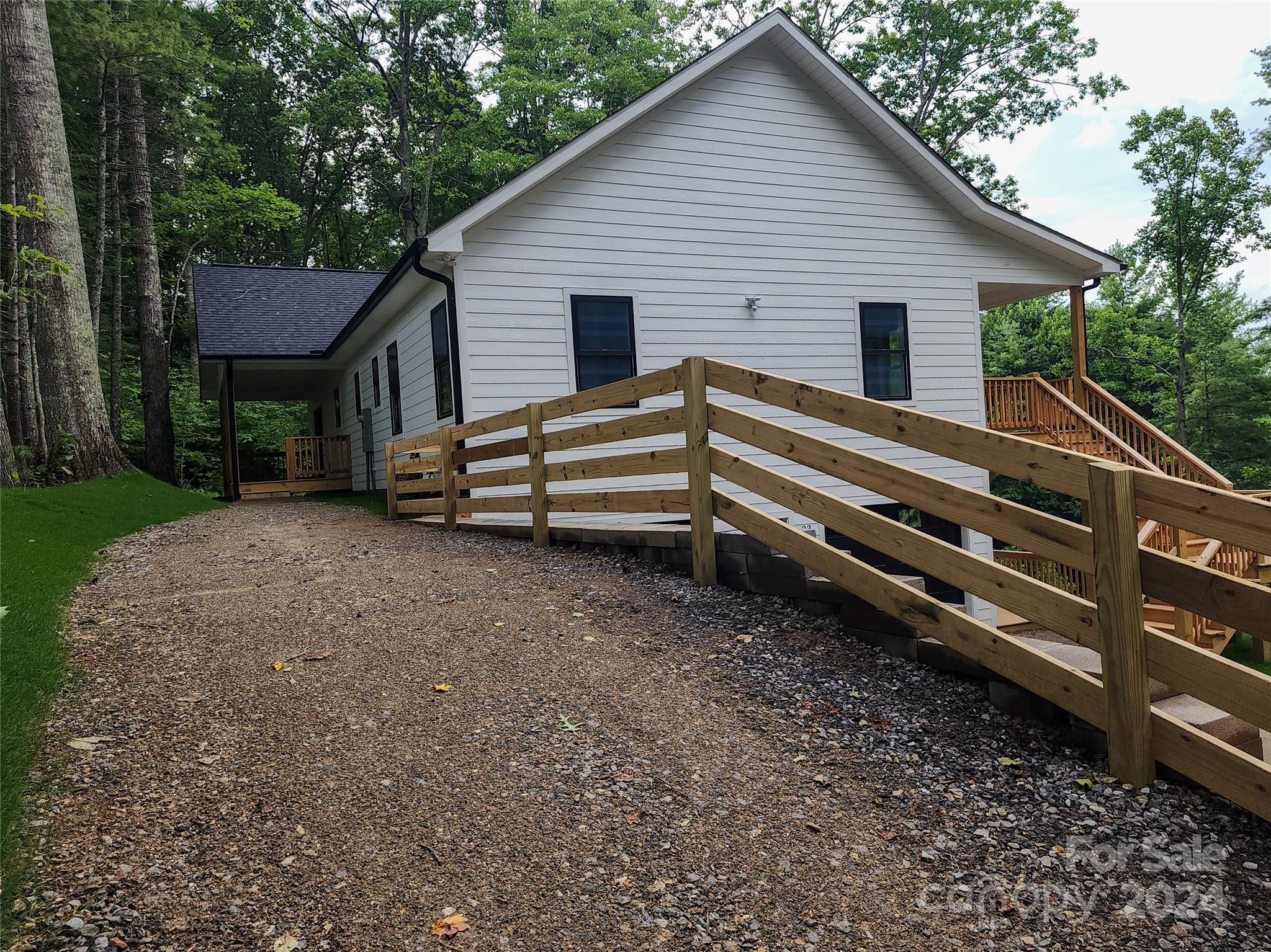 Riverside Hills - Residential