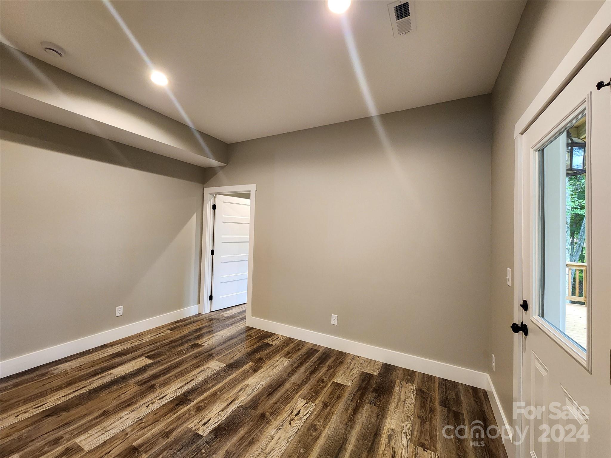 Riverside Hills - Residential