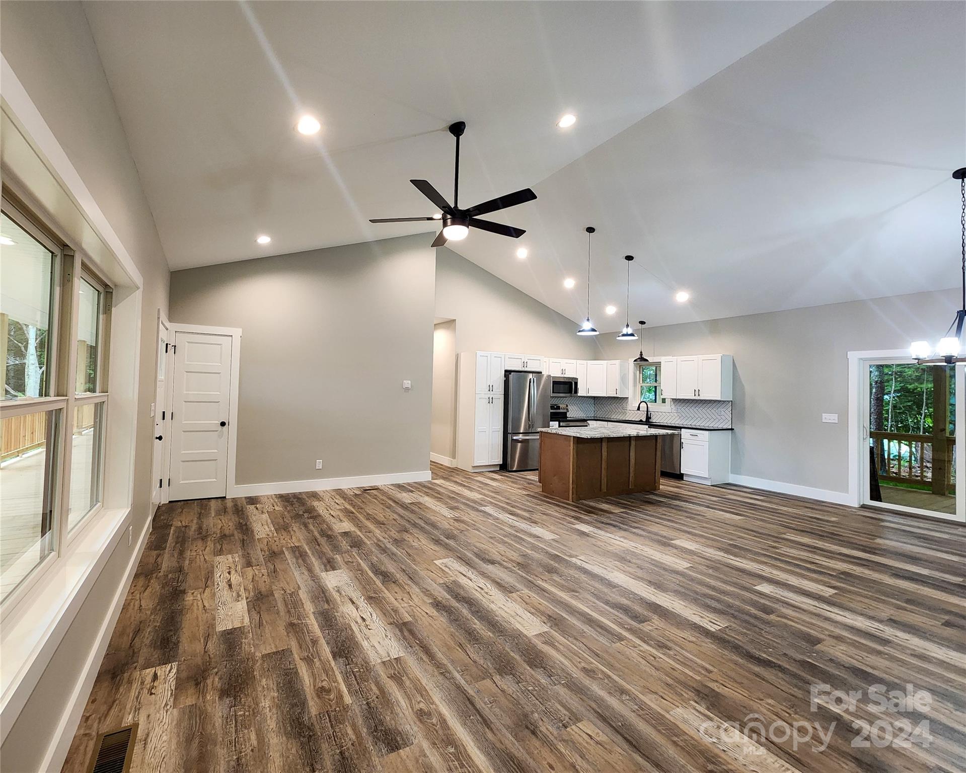 Riverside Hills - Residential