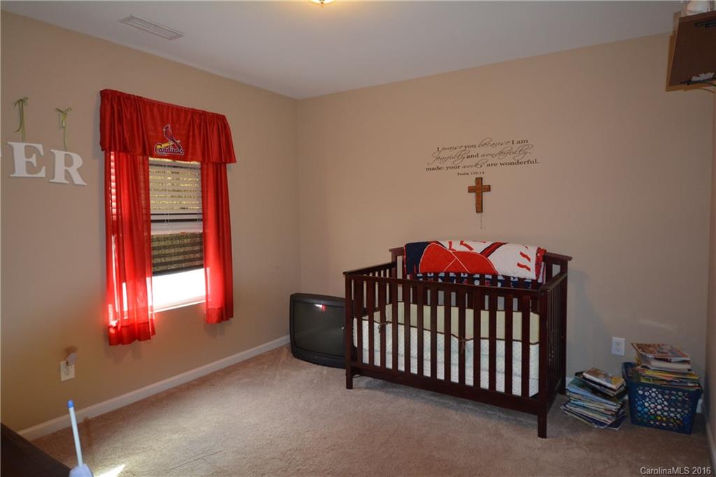 Newport Lakes - Residential