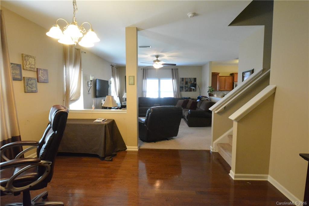 Newport Lakes - Residential