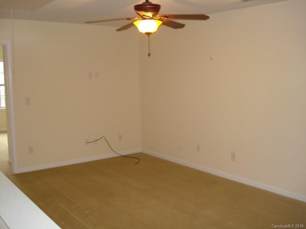 Carolina Crossing - Residential Lease